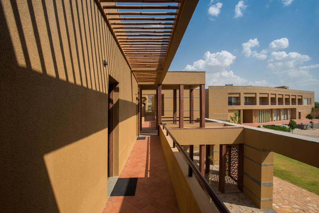 Dera Masuda Luxury Resort 4*