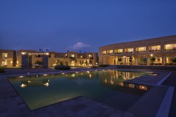 Resort Dera Masuda Luxury Resort